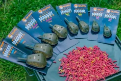 Guru Maggot Feeder