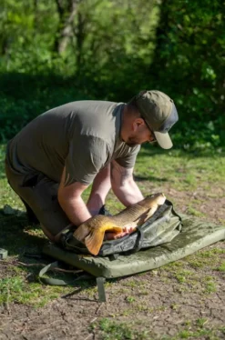 Korum Supa Lite Fishcare Set (Onthaakmat, Sling & Pouch)