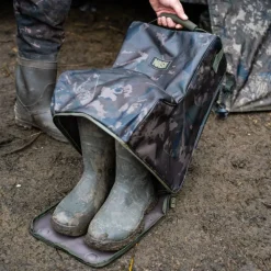 Nash Subterfuge Waterproof Wader & Boot Bag