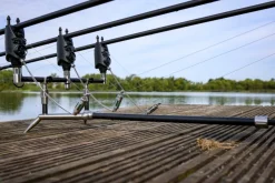 Summit Tackle Low Pro Adjustable Pod 3 Rod Black Edition
