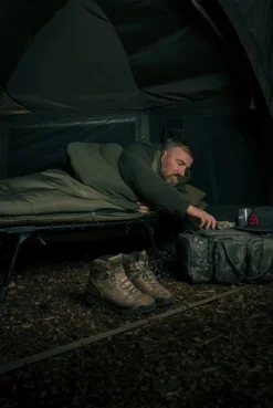 Trakker Big Snooze Wide Bed System Stretcher (Incl. Slaapzak)