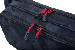 Ultimate Dark Camo Slingbag (Incl. 2 Tackleboxen)